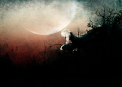 Bulan yang Mendung dan Puisi-Puisi Lainnya