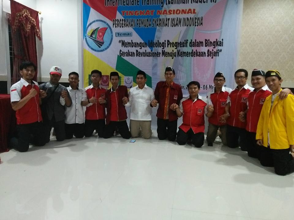 Menulis untuk Hidup dan Hidup untuk Menulis